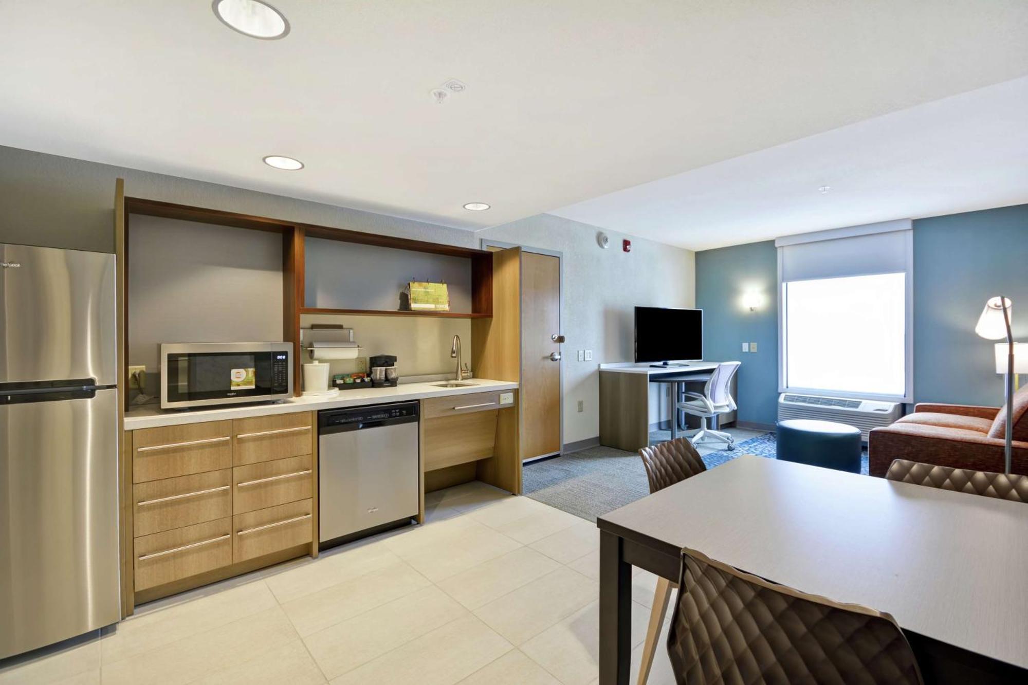 Home2 Suites By Hilton Portland Airport South Portland Kültér fotó